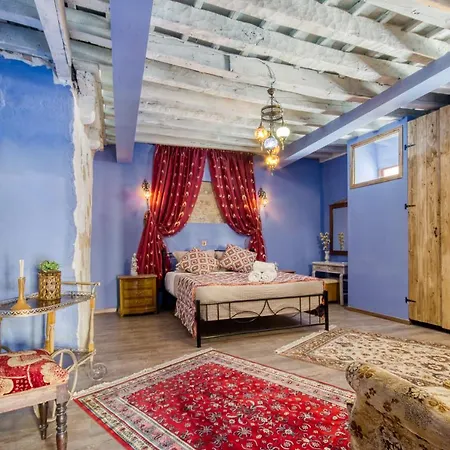 Fatma Hanoum Boutique