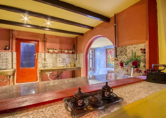 Fatma Hanoum Boutique *