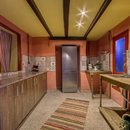 Fatma Hanoum Boutique * Rhodes City