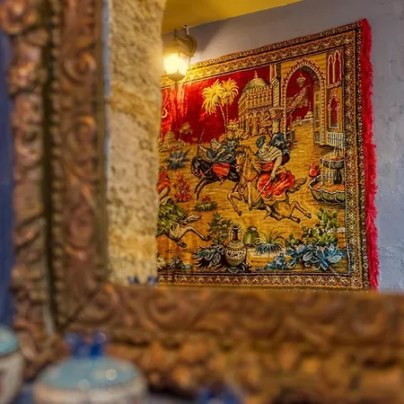 Fatma Hanoum Boutique